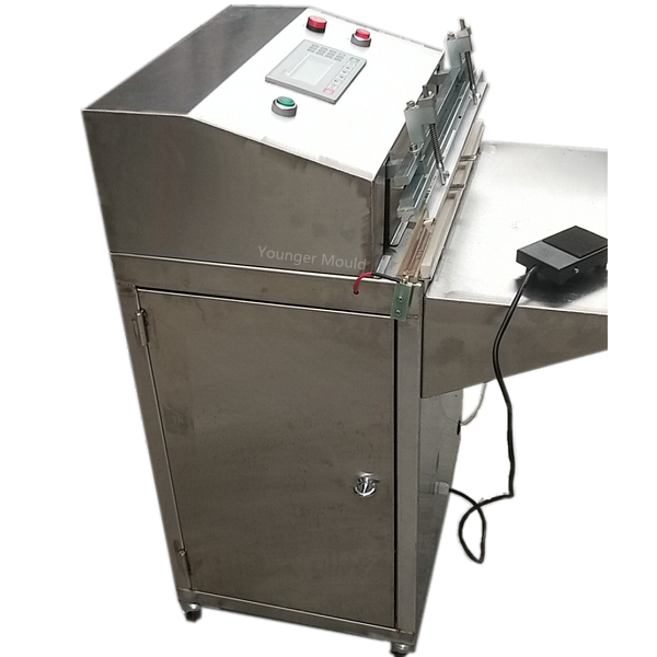 Water inject and sealing packing machine for cable ties